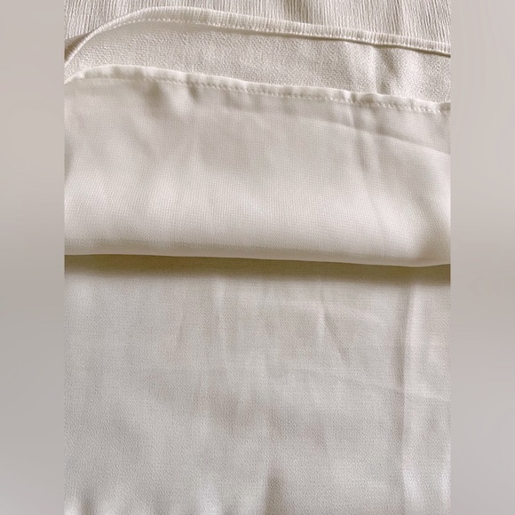 Ann Taylor Adjustable Tie Neck Flowy Ivory Sleeveless Oversized Top Size XS-Med - Picture 5 of 14